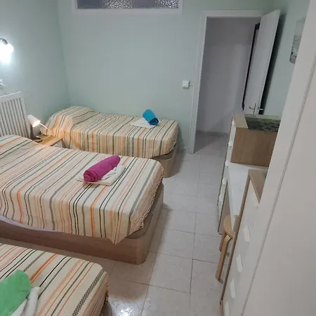 빌라 2 Bed - Sleeps 5 - Private Pool & Garden *